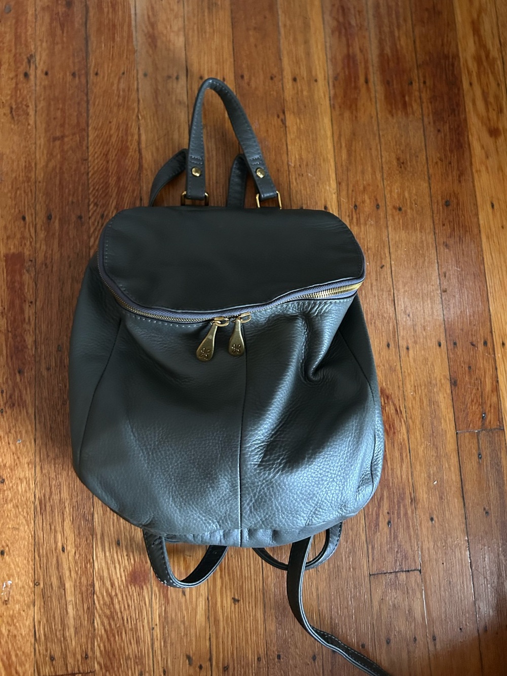 Hobo International River Backpak Pebbled Leather Gray Adjustable - Picture 3 of 9